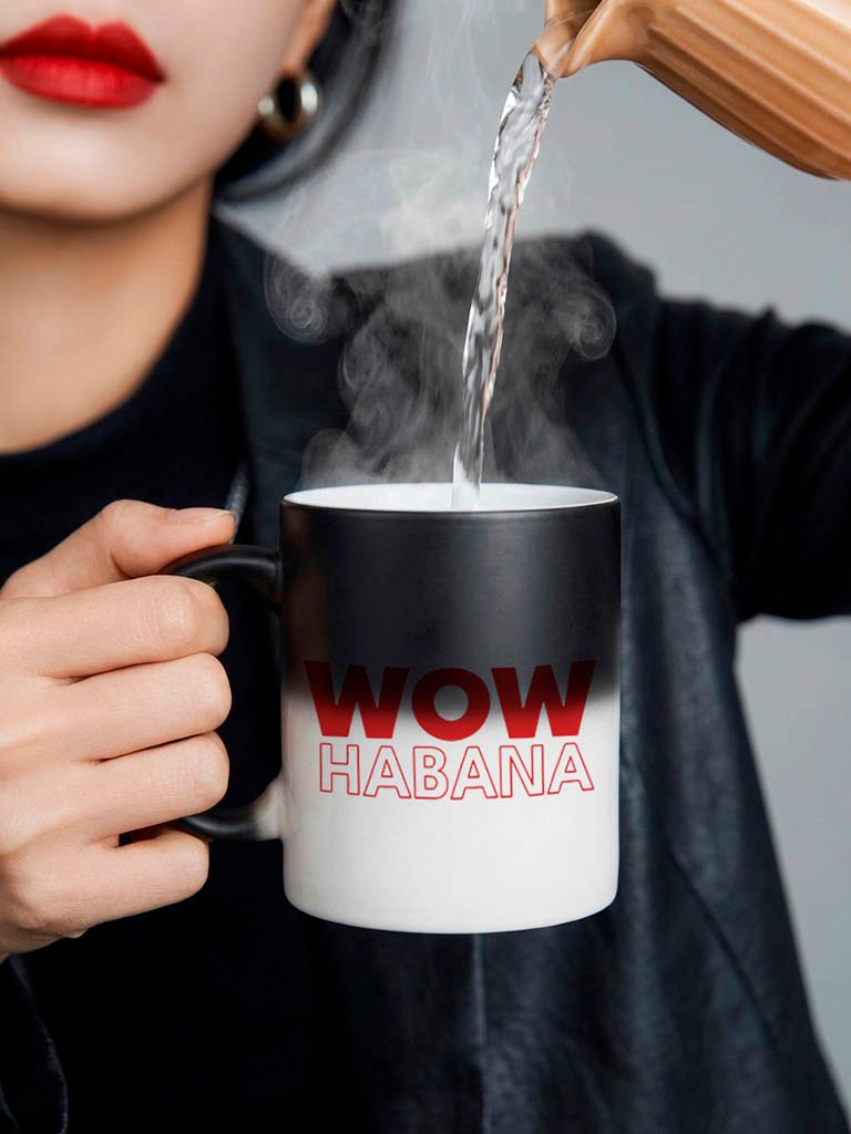 Taza mágica revela tu diseño con calor